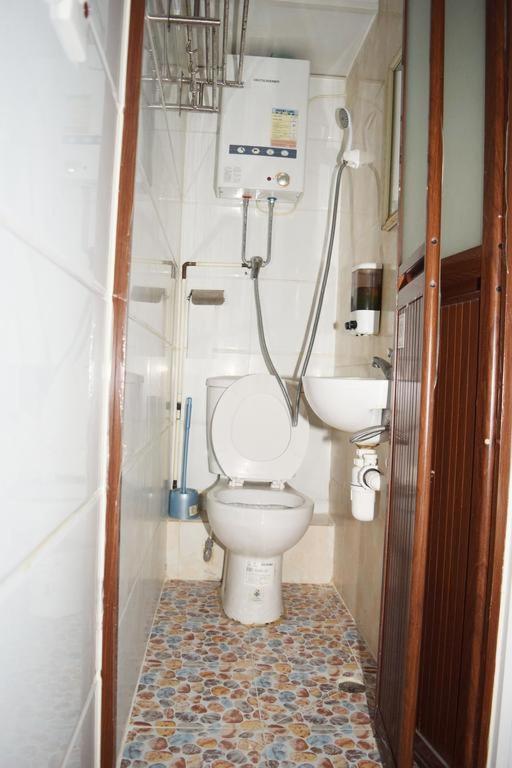 Pay-Less Guesthouse Hong Kong Bagian luar foto