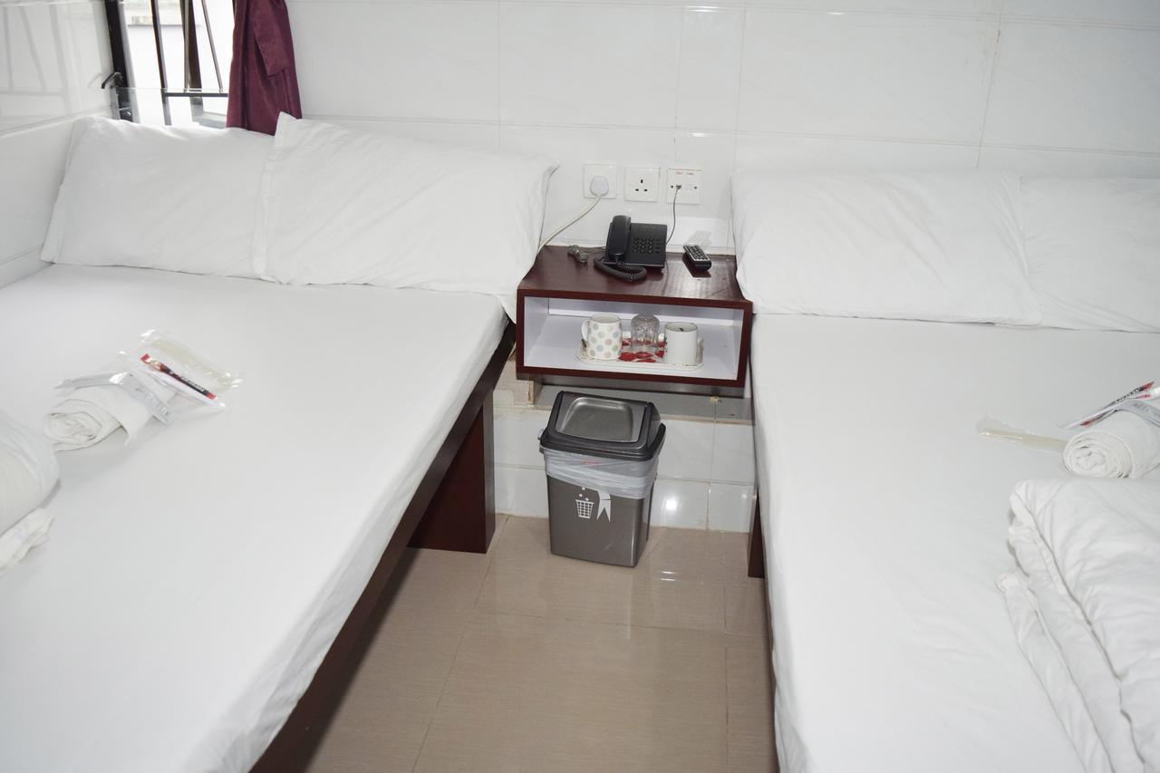 Pay-Less Guesthouse Hong Kong Bagian luar foto
