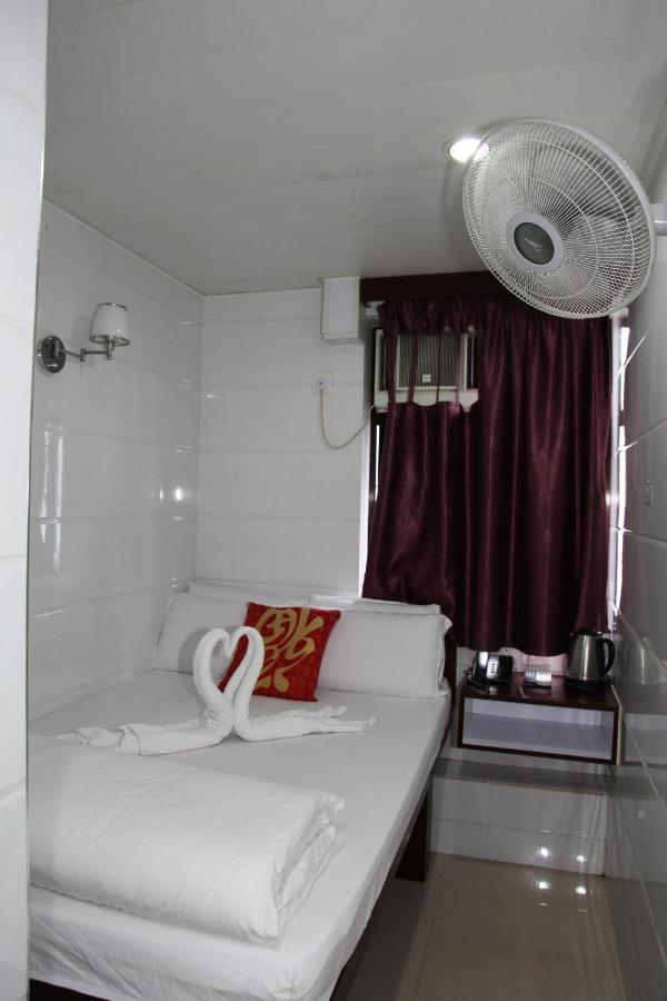 Pay-Less Guesthouse Hong Kong Bagian luar foto